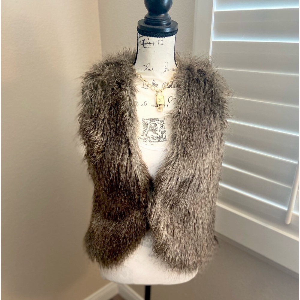 JACK fur vest